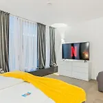 Bodensee Penthouse 23d - Seesicht - Billiard - Massage - Trambolin - Bbq - Tischkicker - Panorama Exklusive * Öhningen