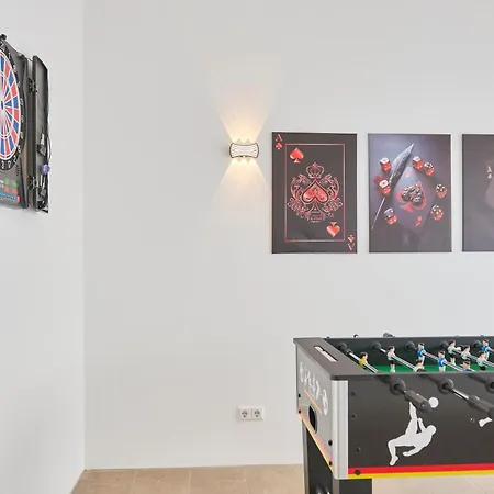 Bodensee Penthouse 23d - Seesicht - Billiard - Massage - Bbq - Tischkicker - Panorama Exklusive بيت للعطل أونينغين