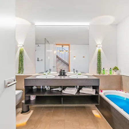 Bodensee Penthouse 23d - Seesicht - Billiard - Massage - Trambolin - Bbq - Tischkicker - Panorama Exklusive