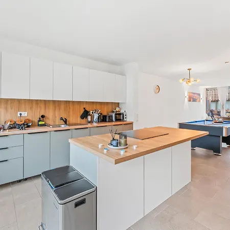 Nyaraló Bodensee Penthouse 23d - Seesicht - Billiard - Massage - Trambolin - Bbq - Tischkicker - Panorama Exklusive Öhningen