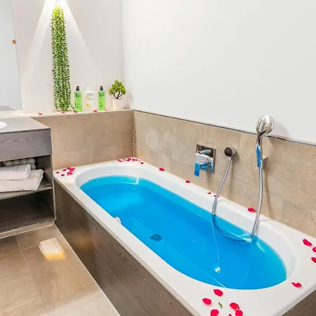 Bodensee Penthouse 23d - Seesicht - Billiard - Massage - Trambolin - Bbq - Tischkicker - Panorama Exklusive Semesterbostad *