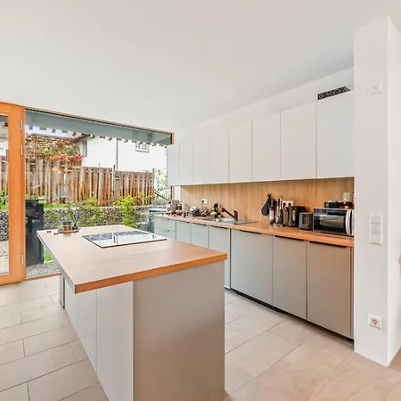 Bodensee Penthouse 23d - Seesicht - Billiard - Massage - Trambolin - Bbq - Tischkicker - Panorama Exklusive Сasa de vacaciones