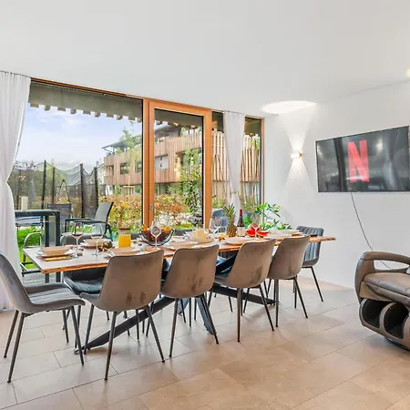 Bodensee Penthouse 23d - Seesicht - Billiard - Massage - Trambolin - Bbq - Tischkicker - Panorama Exklusive Сasa de vacaciones *