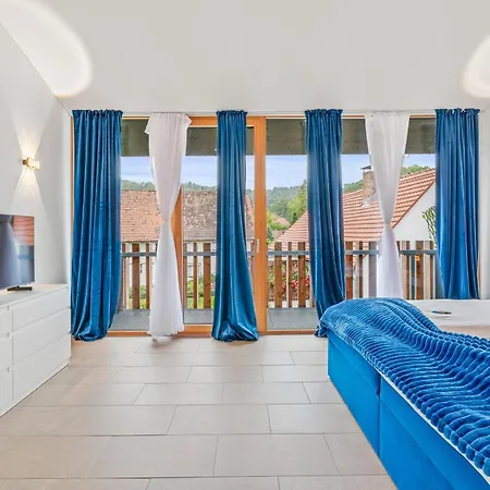 Bodensee Penthouse 23d - Seesicht - Billiard - Massage - Trambolin - Bbq - Tischkicker - Panorama Exklusive Ohningen